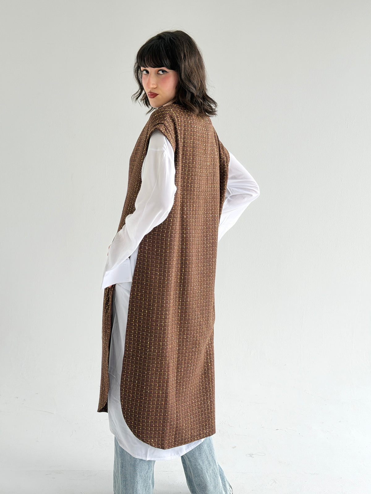 Diva Long Vest In Brown