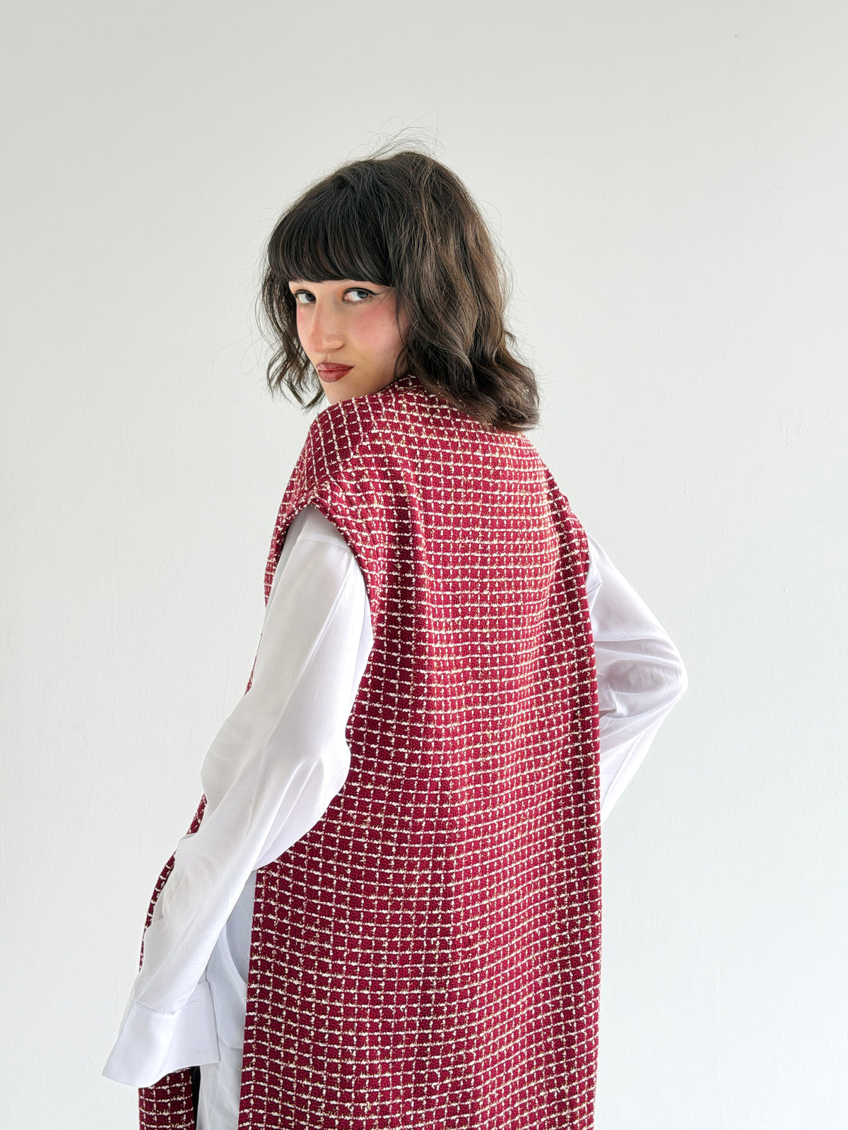 Diva Long Vest In Maroon