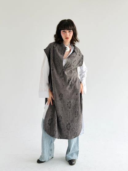 Cutout Detailed Long Vest In Grey