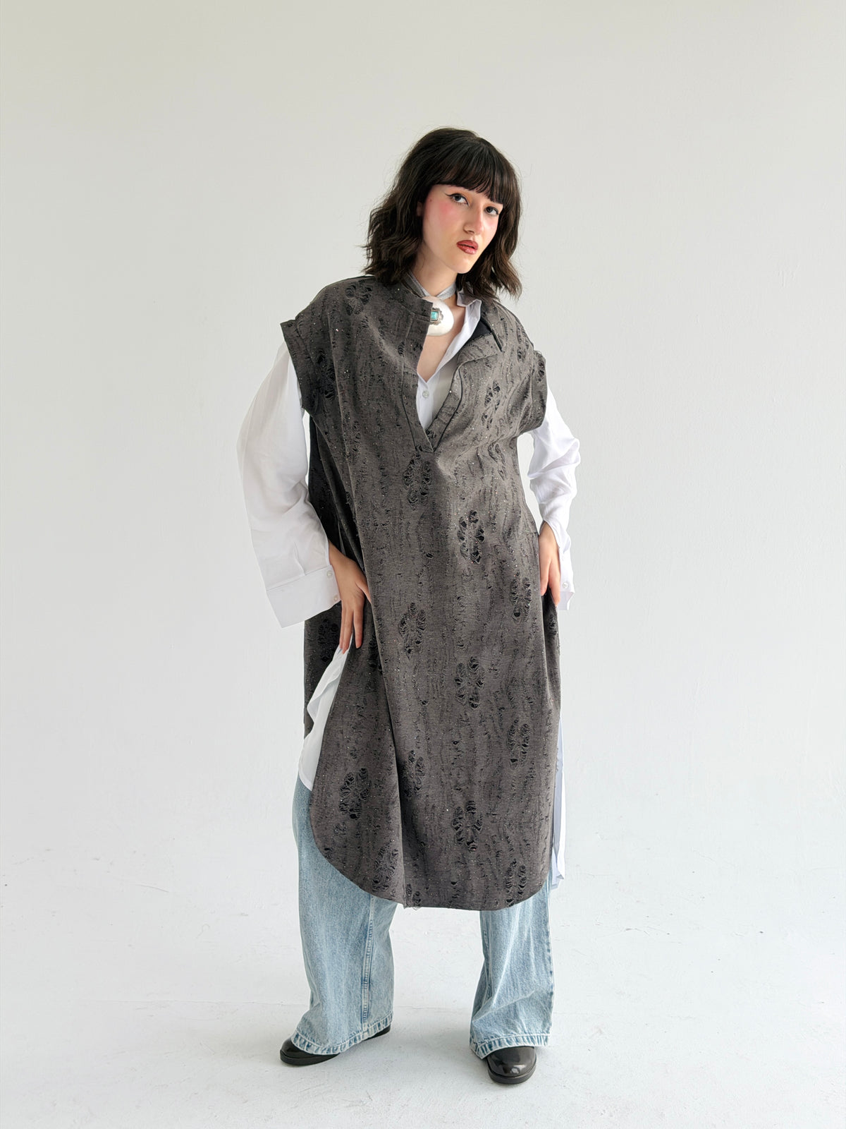Cutout Detailed Long Vest In Grey