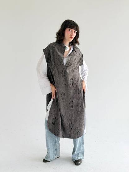 Cutout Detailed Long Vest In Grey