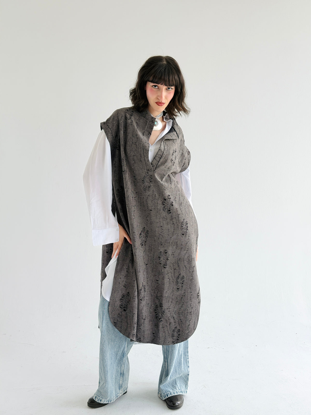 Cutout Detailed Long Vest In Grey