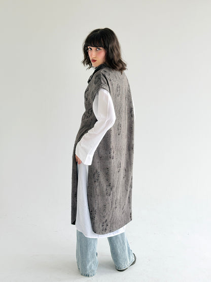 Cutout Detailed Long Vest In Grey