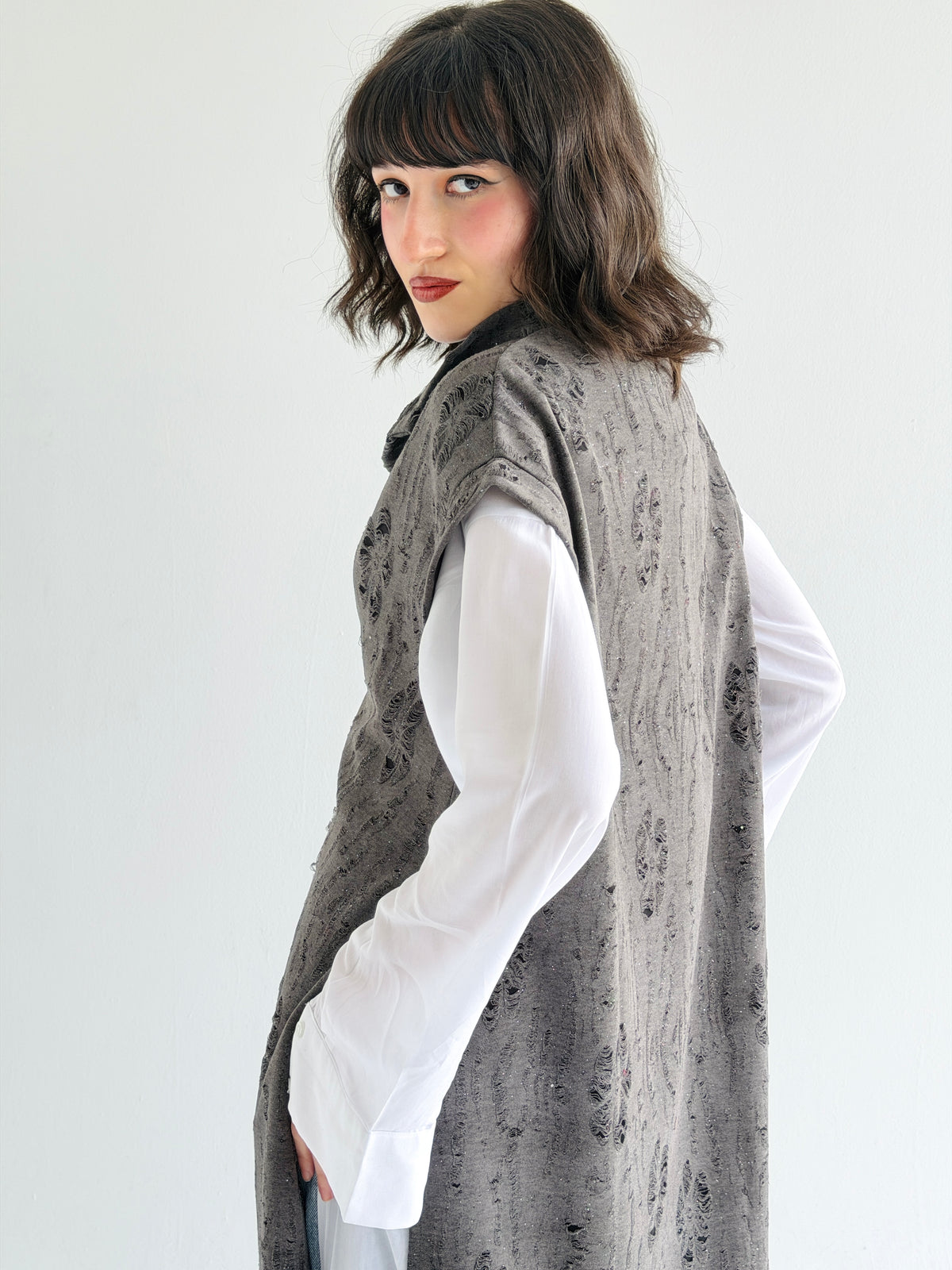 Cutout Detailed Long Vest In Grey