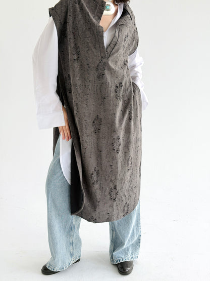 Cutout Detailed Long Vest In Grey