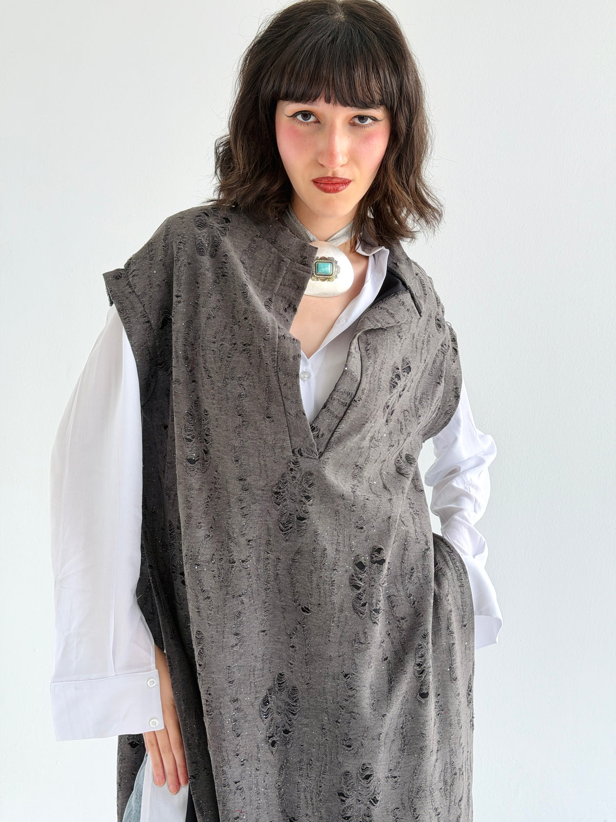 Cutout Detailed Long Vest In Grey
