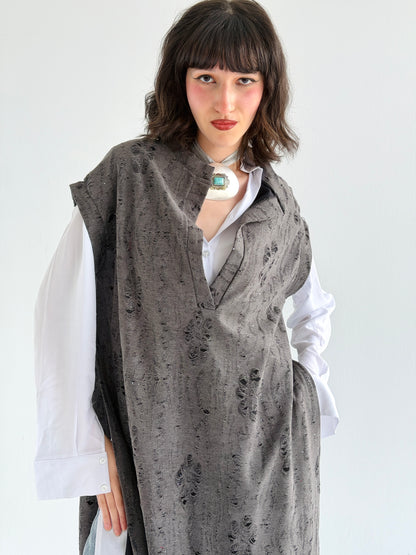 Cutout Detailed Long Vest In Grey
