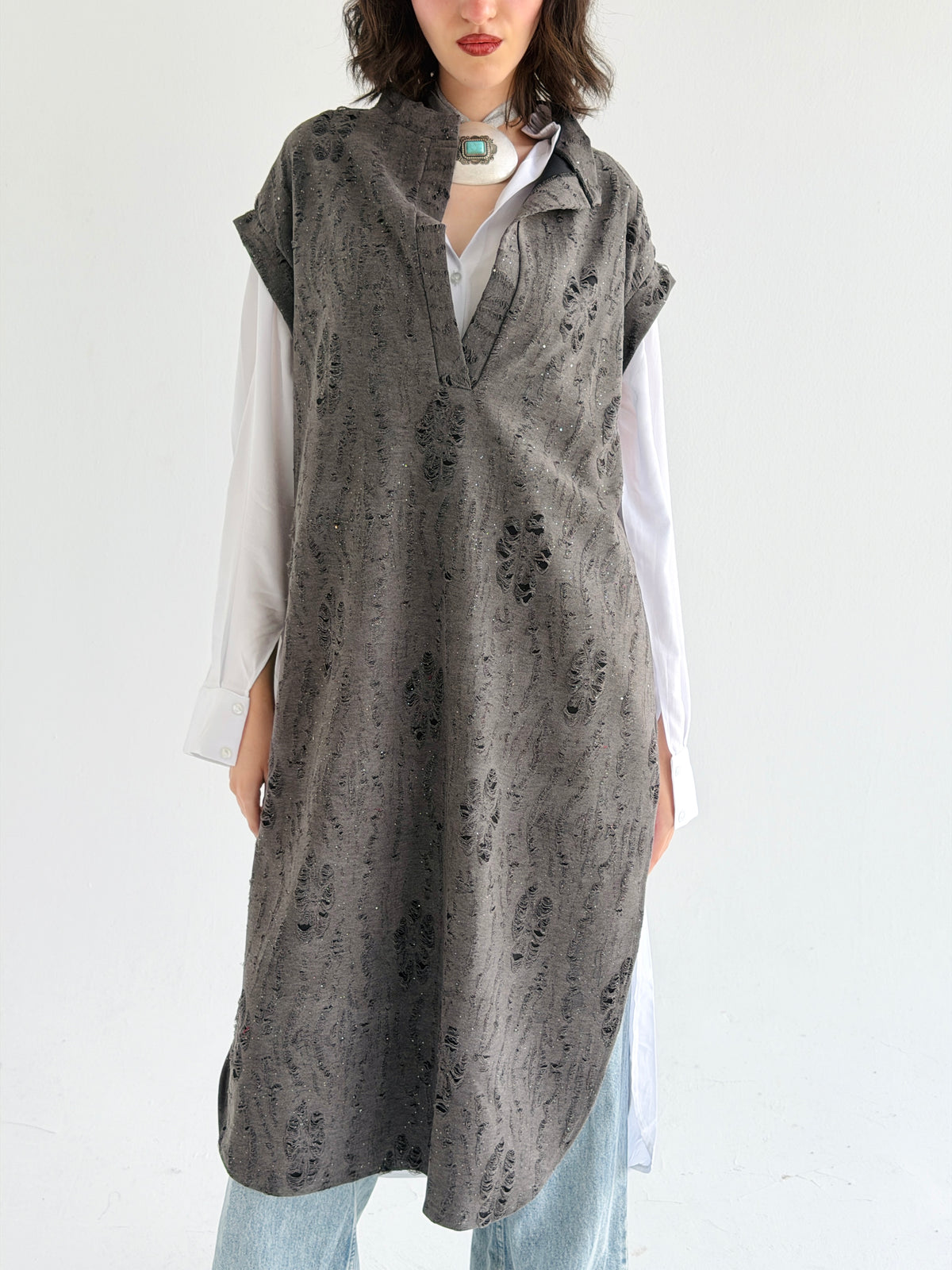 Cutout Detailed Long Vest In Grey