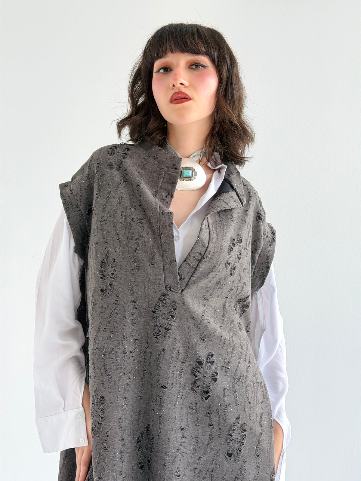 Cutout Detailed Long Vest In Grey