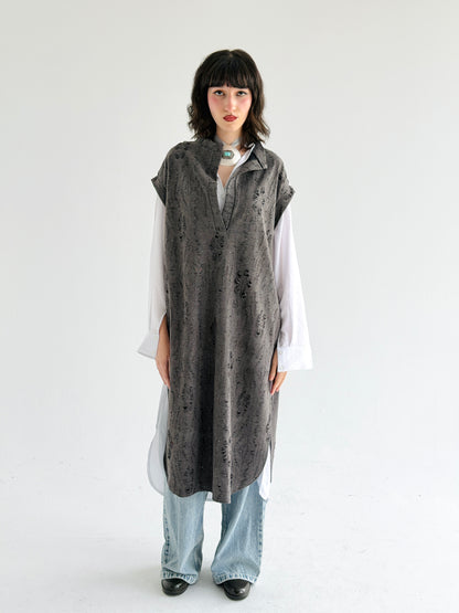 Cutout Detailed Long Vest In Grey