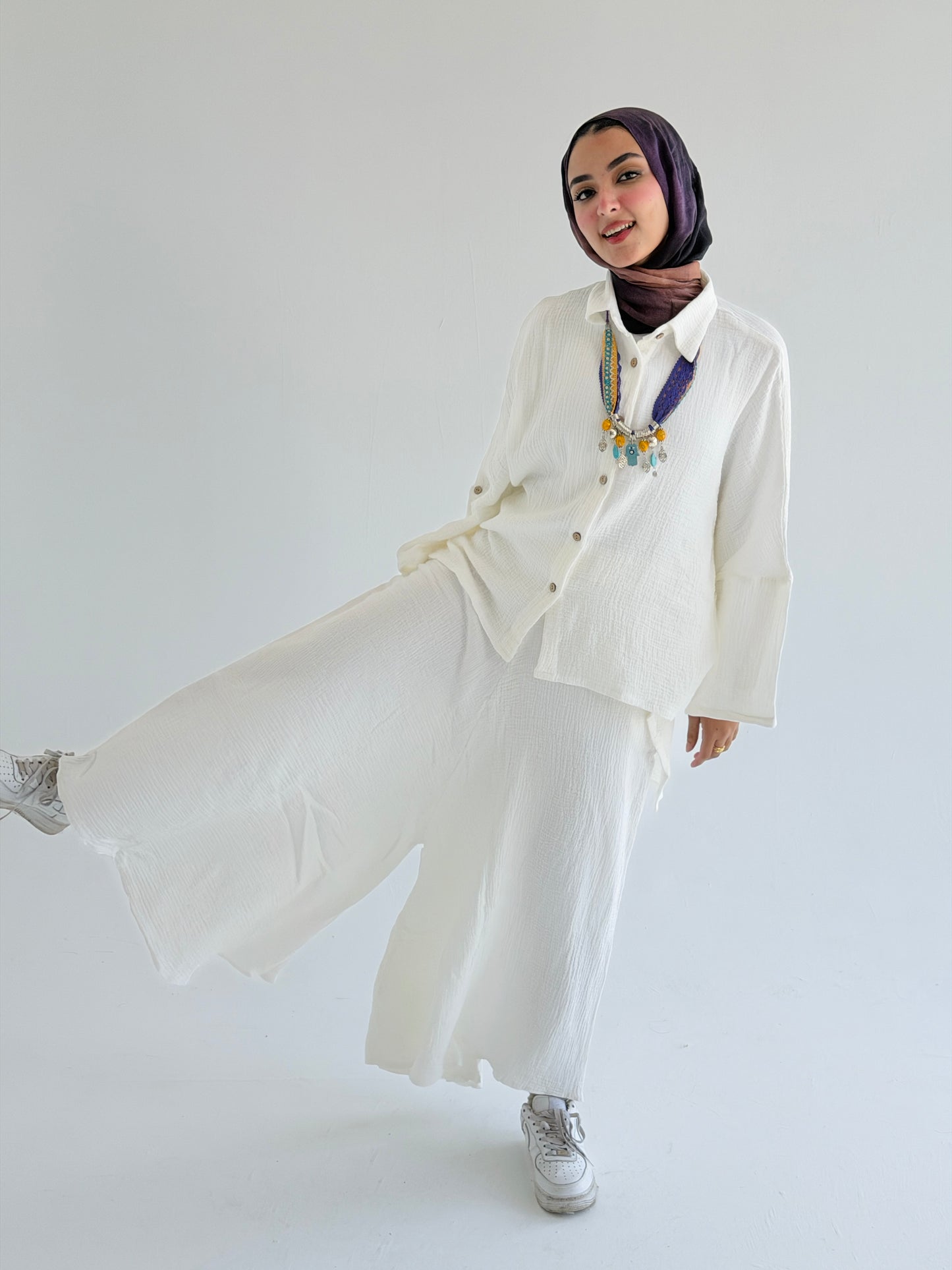 White Calma Set