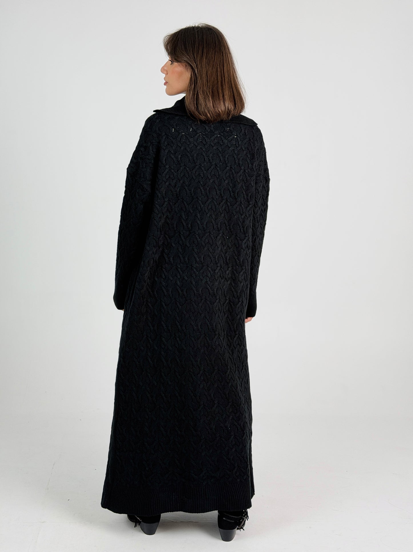 Braided Dreams Knitted Cardigan-Black