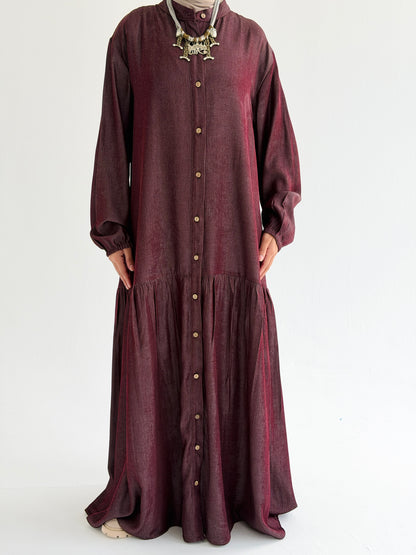 Glow Button Dress In Burgundy