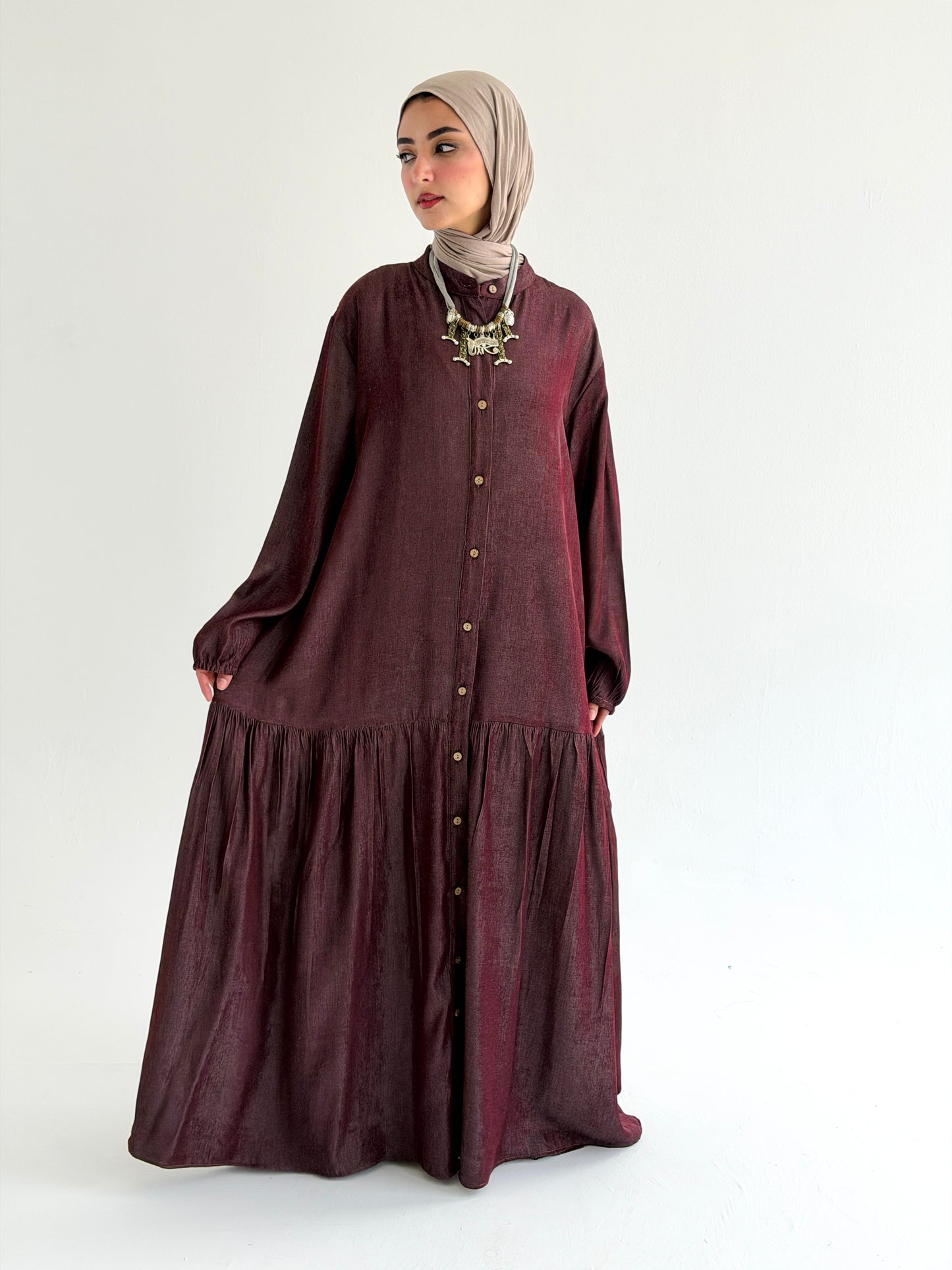 Glow Button Dress In Burgundy