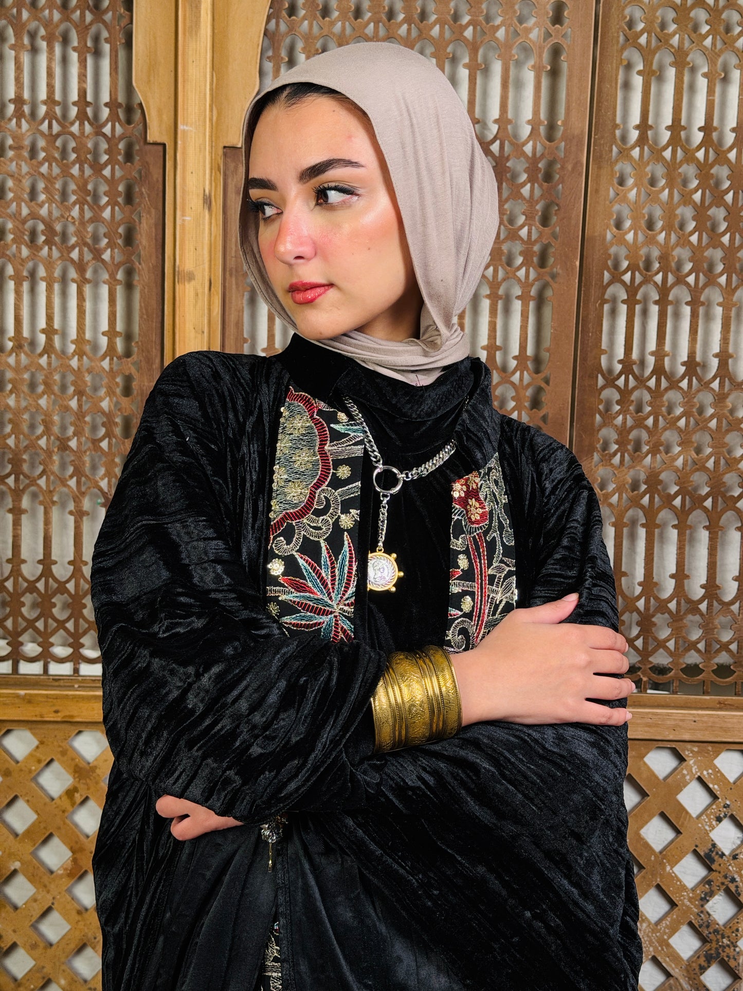 تَجَلِّي — Tagalli Luxury Crushed embroidery Velvet Cape " black "