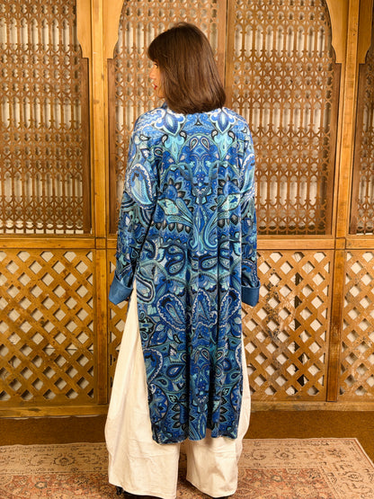 أَلْفَة —Alfa Elegant Paisley Velvet Kimono" Triqous  "