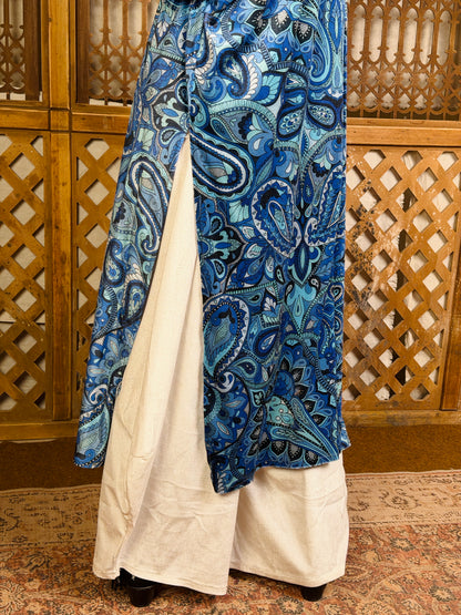 أَلْفَة —Alfa Elegant Paisley Velvet Kimono" Triqous  "