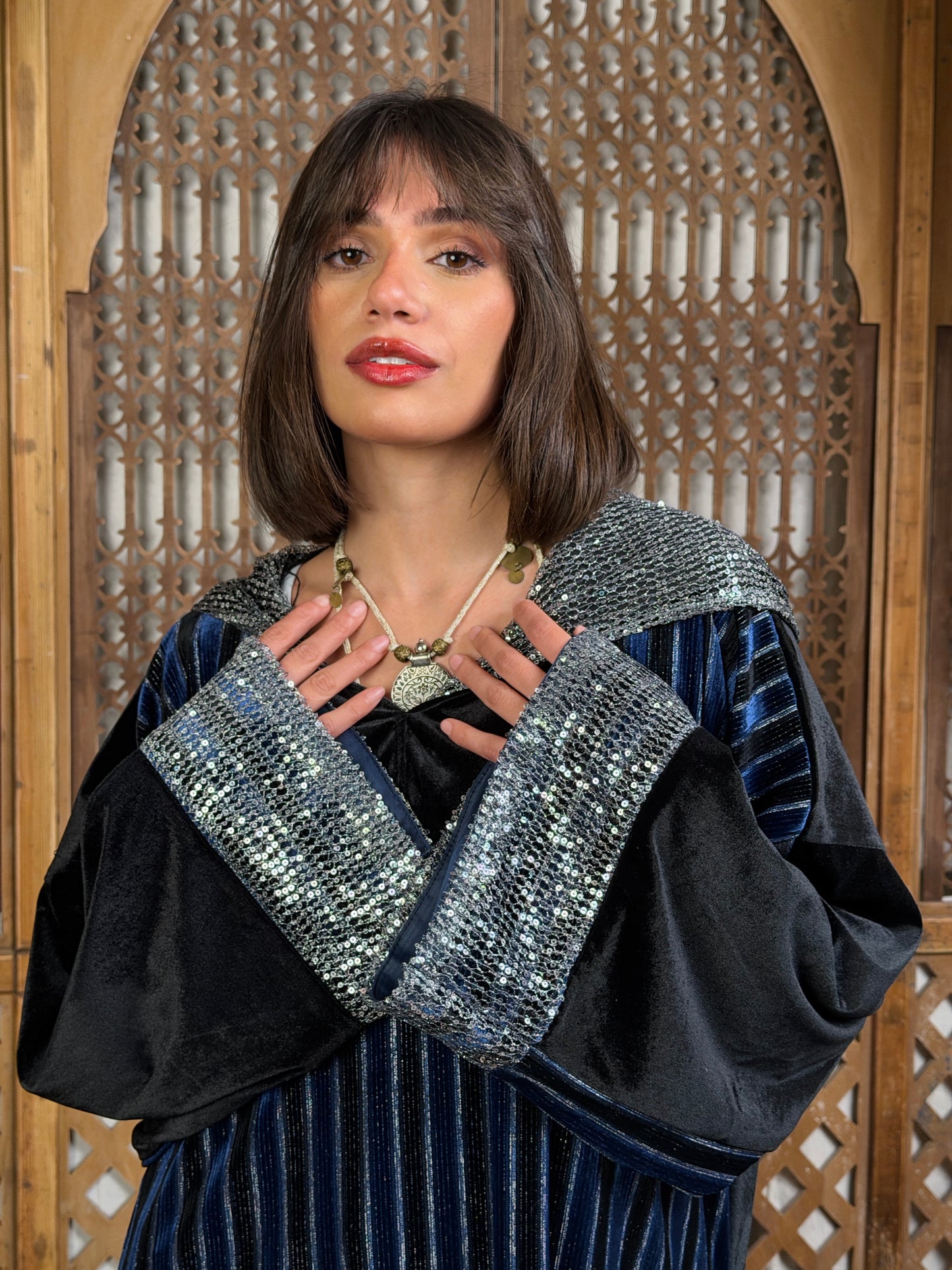 وَدّ — Wodd Sequin Hooded Velvet in Navy