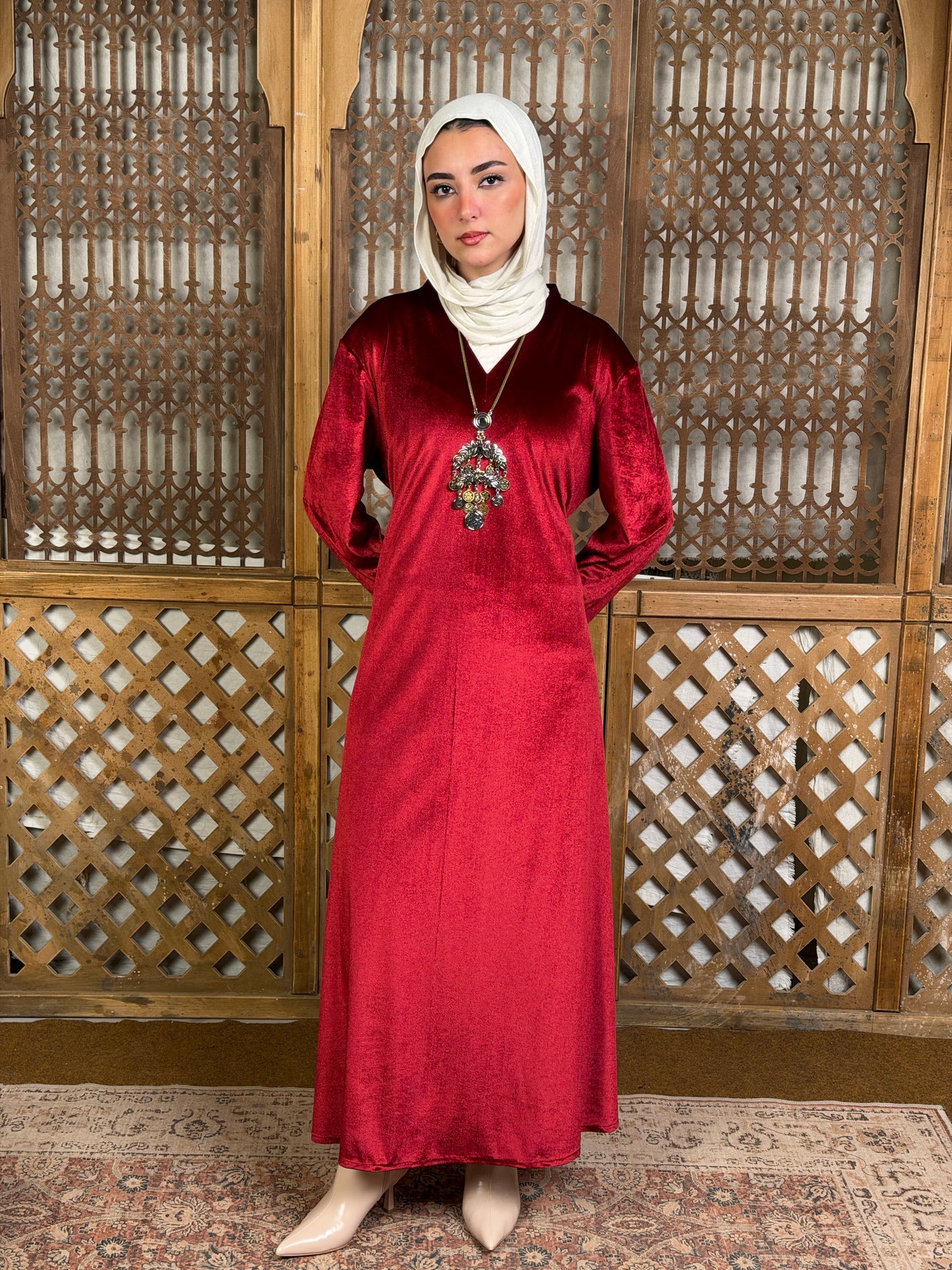 Lamsa - لَمْسَة Velvet Dress with adjustable belt"red"