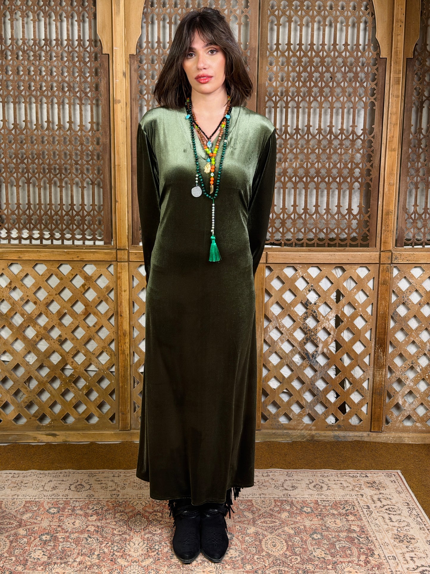 Lamsa - لَمْسَة Velvet Dress with adjustable belt"olive"
