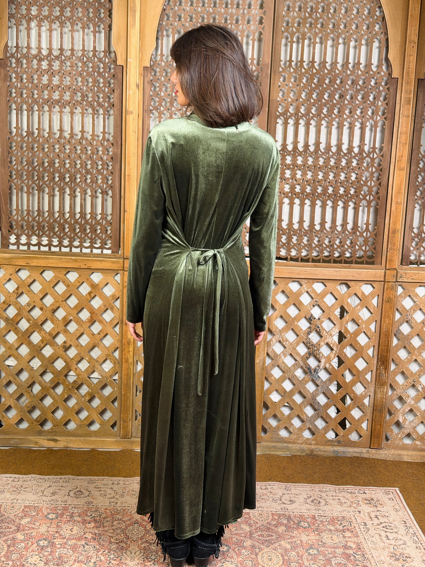 Lamsa - لَمْسَة Velvet Dress with adjustable belt"olive"