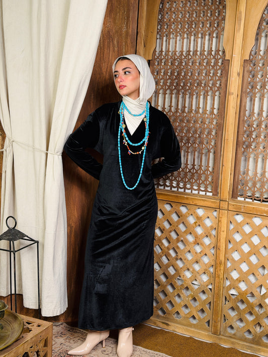 Lamsa - لَمْسَة Velvet Dress with adjustable belt"black"